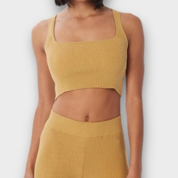 NWT LITA By Ciara REVOLVE True Ribbed Tank Top Crop in Tan Iced Coffee Size M - Picture 1 of 5